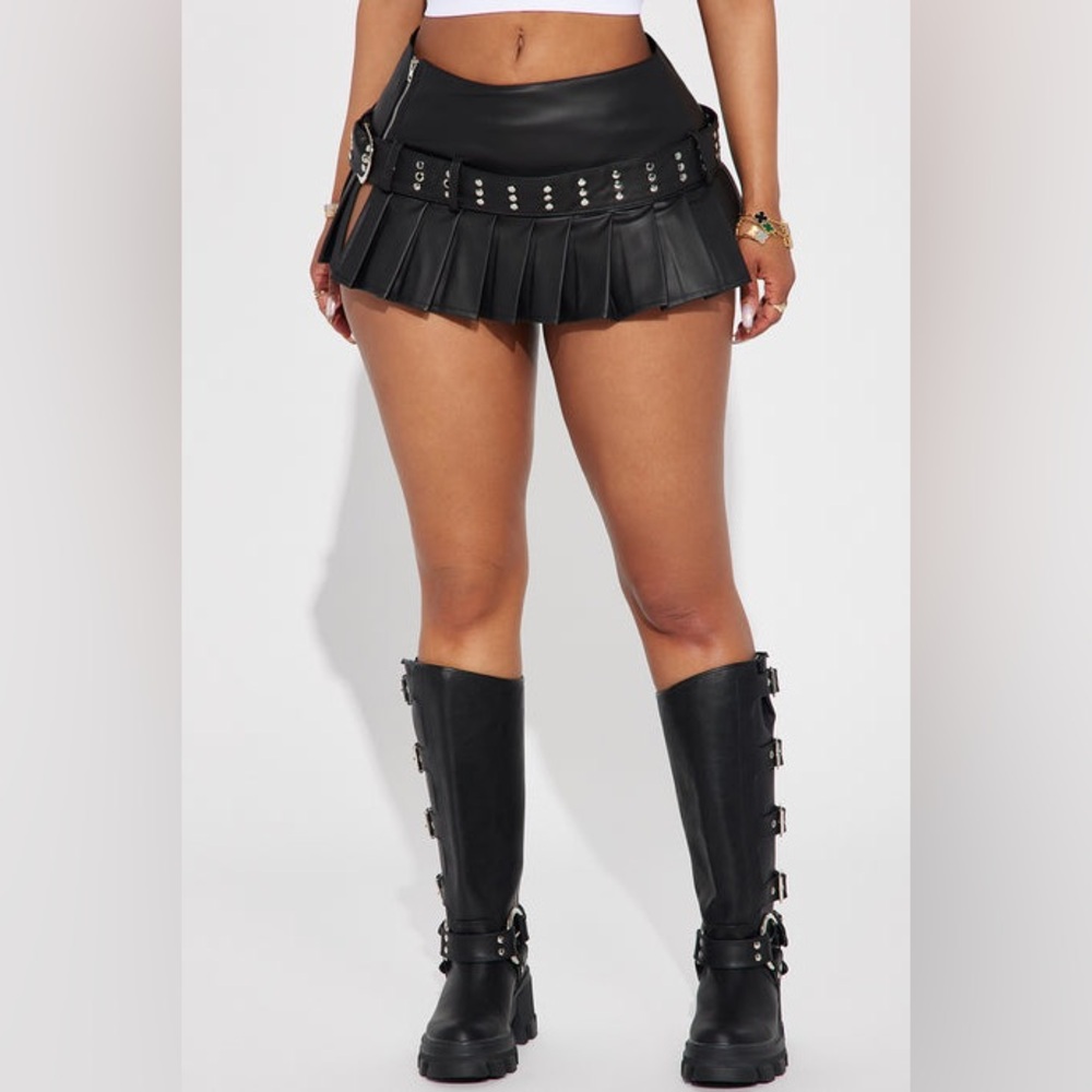 Micro mini skort